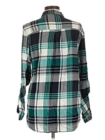 Gap Outlet Long Sleeve Button-Down Shirt (view 2)