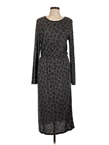 Old Navy Casual Dress (view 1)