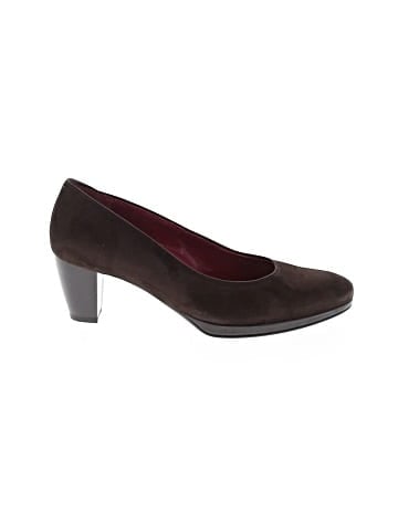 Ara Heels (view 1)