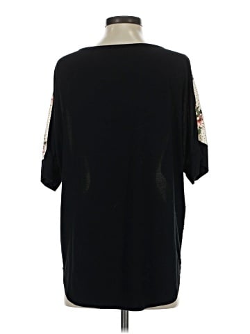 Chris & Carol Short Sleeve Blouse (view 2)