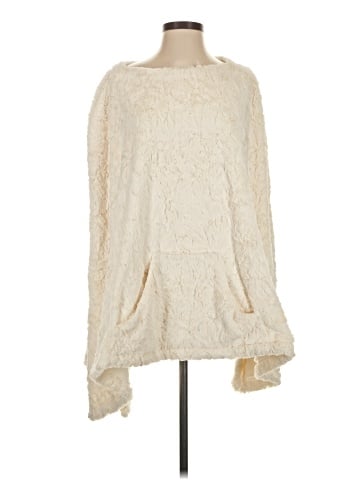 Kokoon Poncho (view 1)