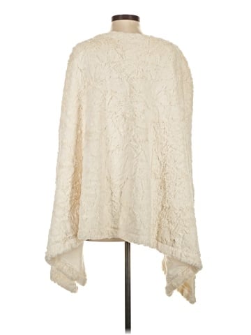 Kokoon Poncho (view 2)