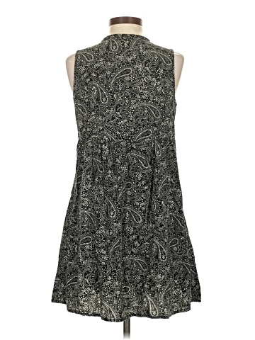 Old Navy Casual Dress (view 2)