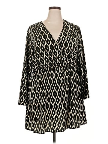 Live 4 Truth Casual Dress (view 1)