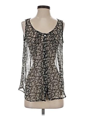 Quintessential Sleeveless Blouse (view 1)
