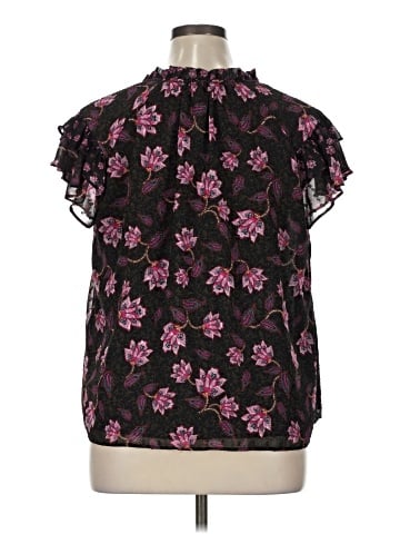 Maison d' Amelie Short Sleeve Blouse (view 2)