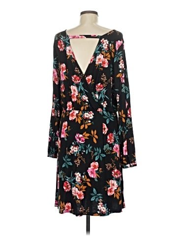 Ann Taylor LOFT Casual Dress (view 2)