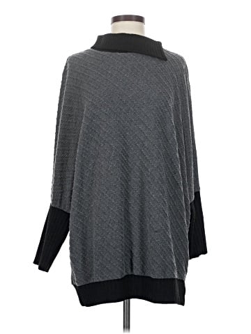 SIMPLE By Suzanne Betro Poncho (view 1)