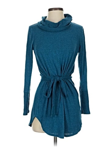 Natori Casual Dress (view 1)