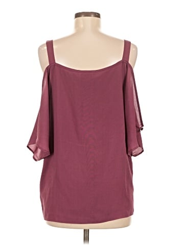 Lost April Sleeveless Blouse (view 2)