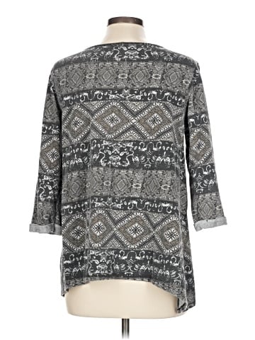 Hannah 3/4 Sleeve T-Shirt (view 2)
