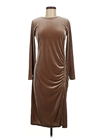 Old Navy Casual Dress (view 1)
