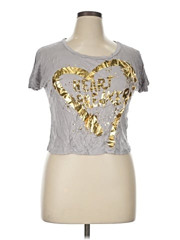 Retro Doll Short Sleeve T-Shirt (view 1)