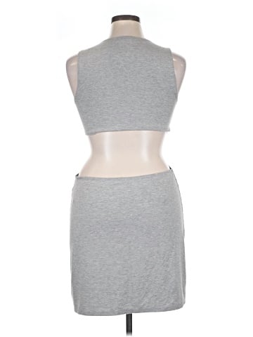 Urban Outfitters Casual Dress (view 2)