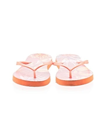 Gap Flip Flops (view 2)