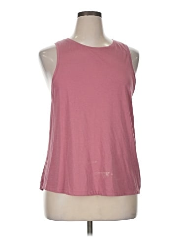 Victoria Sport Sleeveless T-Shirt (view 1)