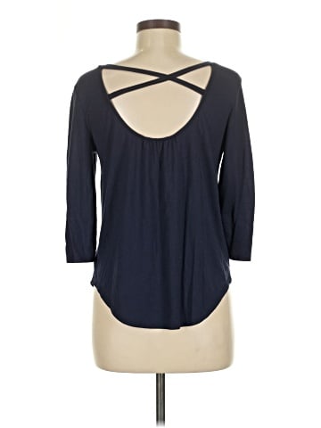 American Eagle Outfitters 3/4 Sleeve T-Shirt (view 2)