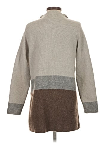 A.IDA Cardigan (view 2)
