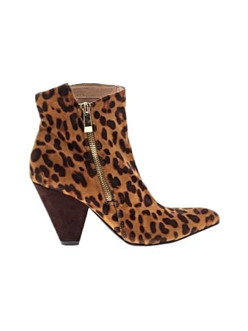 Mackin J Ankle Boots (view 1)