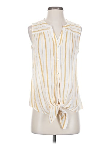 New Directions Sleeveless Button-Down Shirt (view 1)