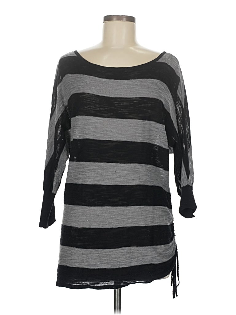 Pre-owned Express Outlet 3/4 Sleeve T-shirt In Gray