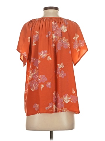 Tucker Short Sleeve Silk Top (view 2)