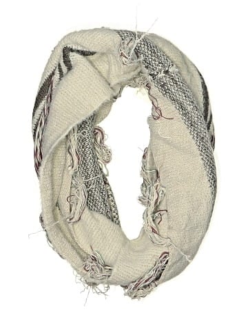 Simply Noelle Scarf (view 1)