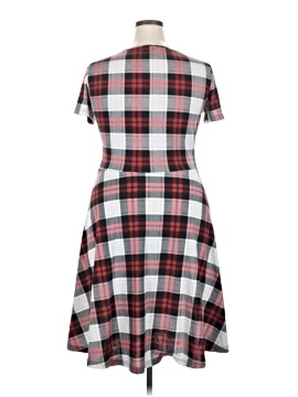 Huhot Plus-Size Dresses On Sale Up To 90% Off Retail | ThredUp