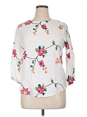 Kindred 3/4 Sleeve Blouse (view 1)