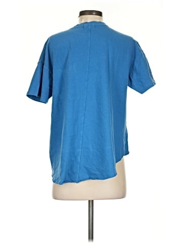 t.la Short Sleeve T-Shirt (view 2)