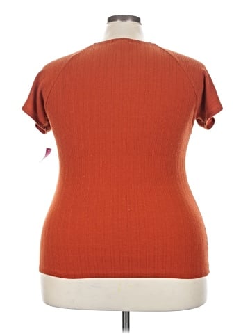 Diana Belle Short Sleeve T-Shirt (view 2)