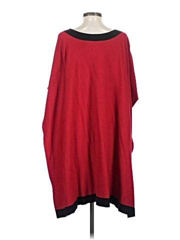 Louis Dell'Olio Poncho (view 2)