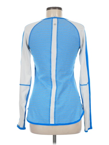 Lululemon Athletica Long Sleeve T-Shirt (view 2)