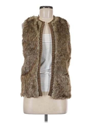 JJ Basics Faux Fur Vest (view 1)