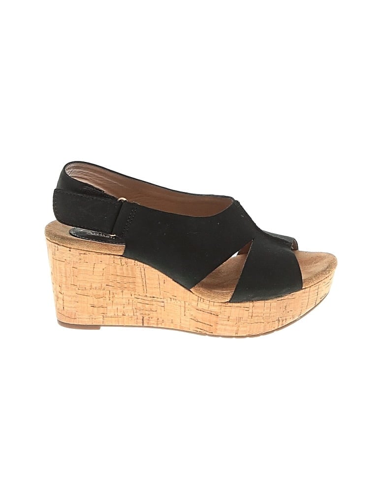 Pre-owned Clarks Wedges In Black