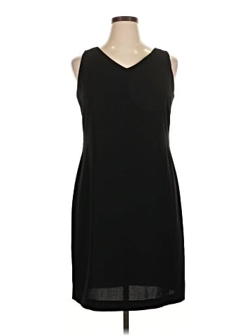 Danny & Nicole Casual Dress (view 1)