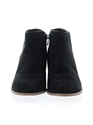 Amazon Essentials Ankle Boots (view 2)