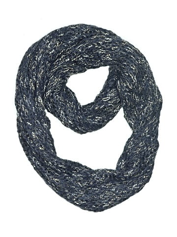 D&Y Scarf (view 1)