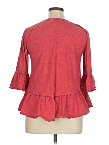 A Beautiful Soul 3/4 Sleeve Top (view 2)