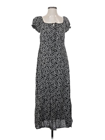 The Pyramid Collection Casual Dress (view 1)