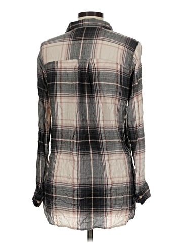 Guess Long Sleeve Button-Down Shirt (view 2)