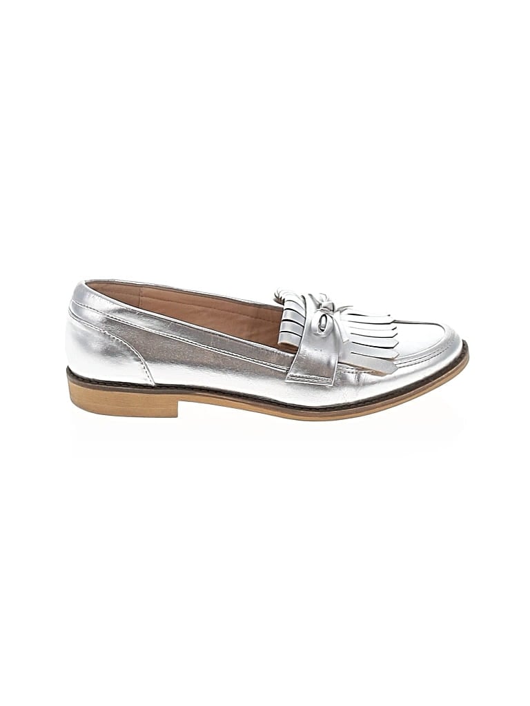 Pre-owned Sole Society Flats In Silver