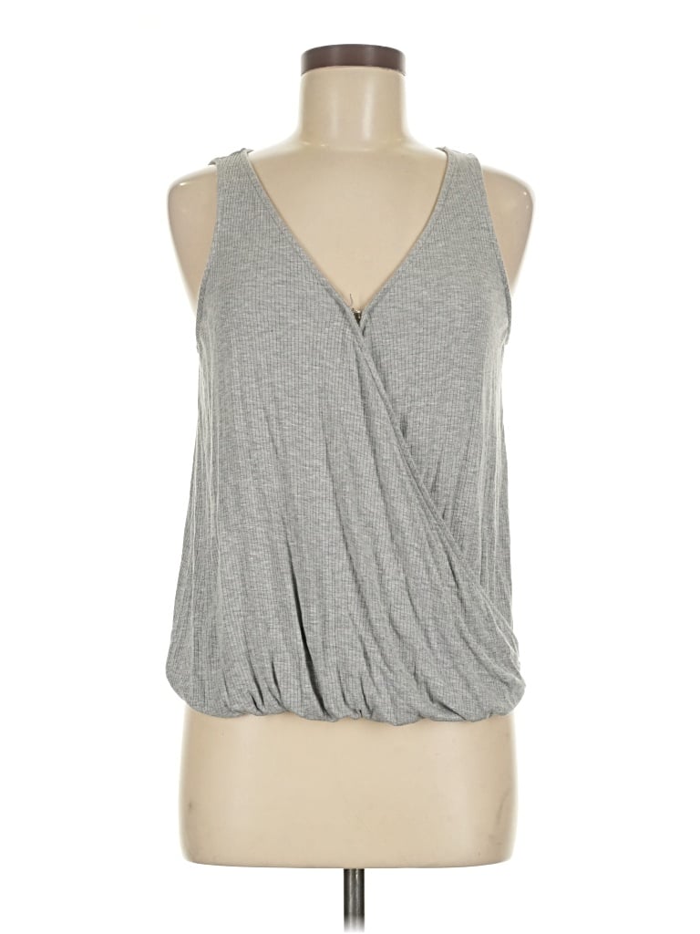 Pre-owned Express Outlet Sleeveless T-shirt In Gray
