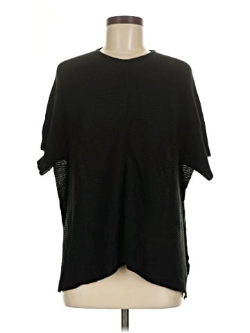 Sugar Lips Poncho (view 1)