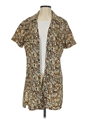 Studio 1 Kimono (view 1)