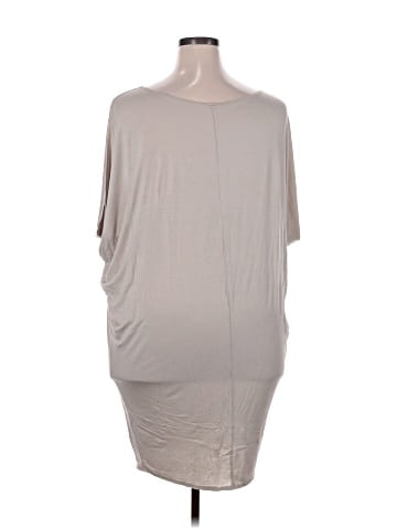 Hot Kiss 3/4 Sleeve T-Shirt (view 2)