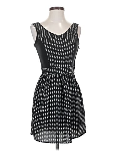 Divided by H&M Casual Dress (view 1)