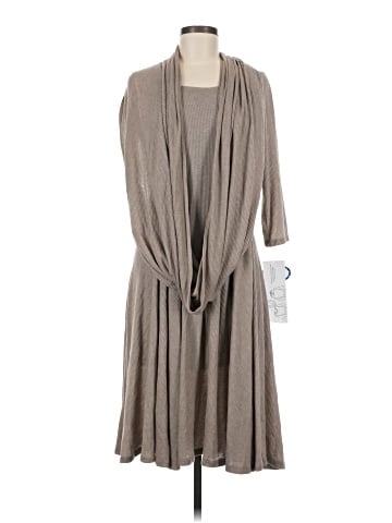 Robbie Bee Casual Dress (view 1)