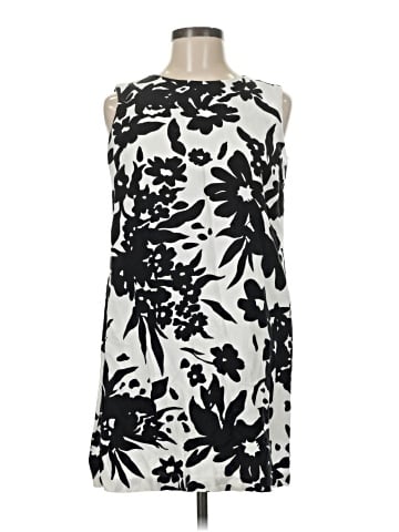 Carmen Carmen Marc Valvo Casual Dress (view 1)