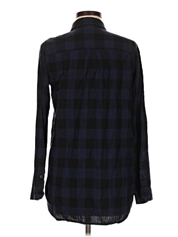 Fossil Long Sleeve Button-Down Shirt (view 2)